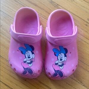 Disney Pink Sandals with Minnie Mouse Design
